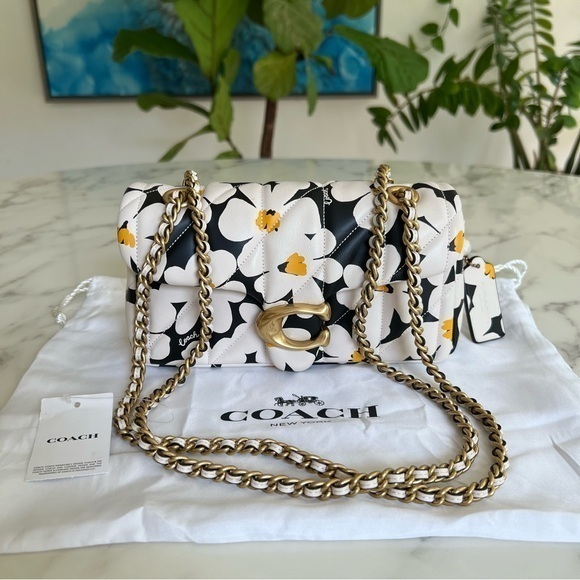NWT COACH Tabby Shoulder Bag 20 With Quilting And Floral Print CR702 Leather - Picture 1 of 15